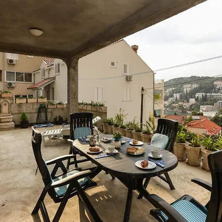 K-apartments Guest house