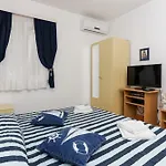 K-apartments بيت ضيافة 3*